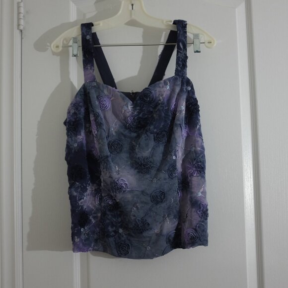 Obsessions Couture three pieces purple set with Rosette details made in Canada - Picture 6 of 16